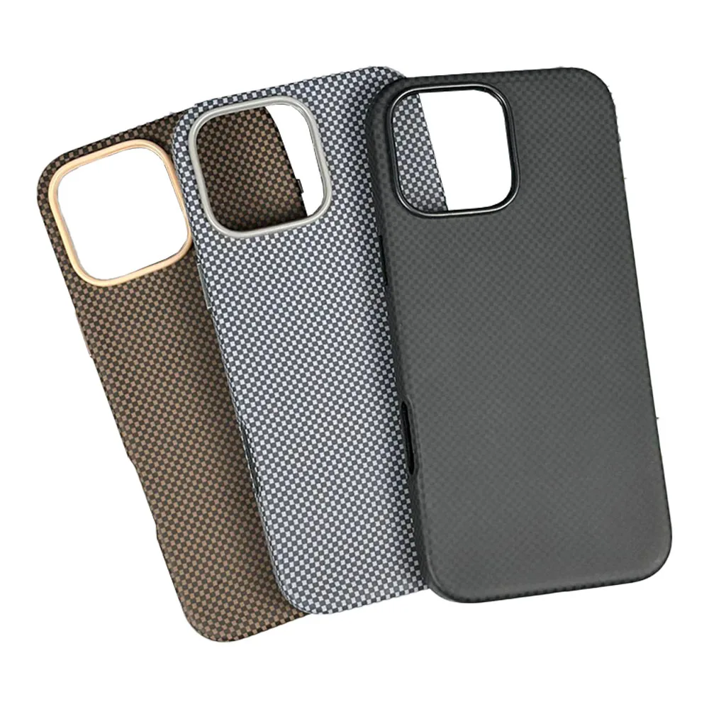 Чохол Carbon Fiber Case Magnetic IPhone 16 Pro — фото 6